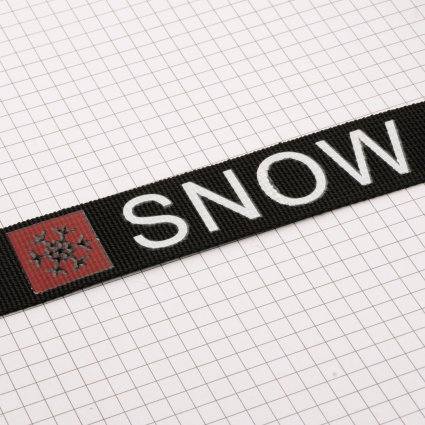 10846 тесьма текстиль 25 мм 100 ярд. рул.SNOW чёрный + белый + красный