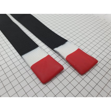 3003/1 (115 см * 20 мм) шнурок чёрный репс + белый + красный